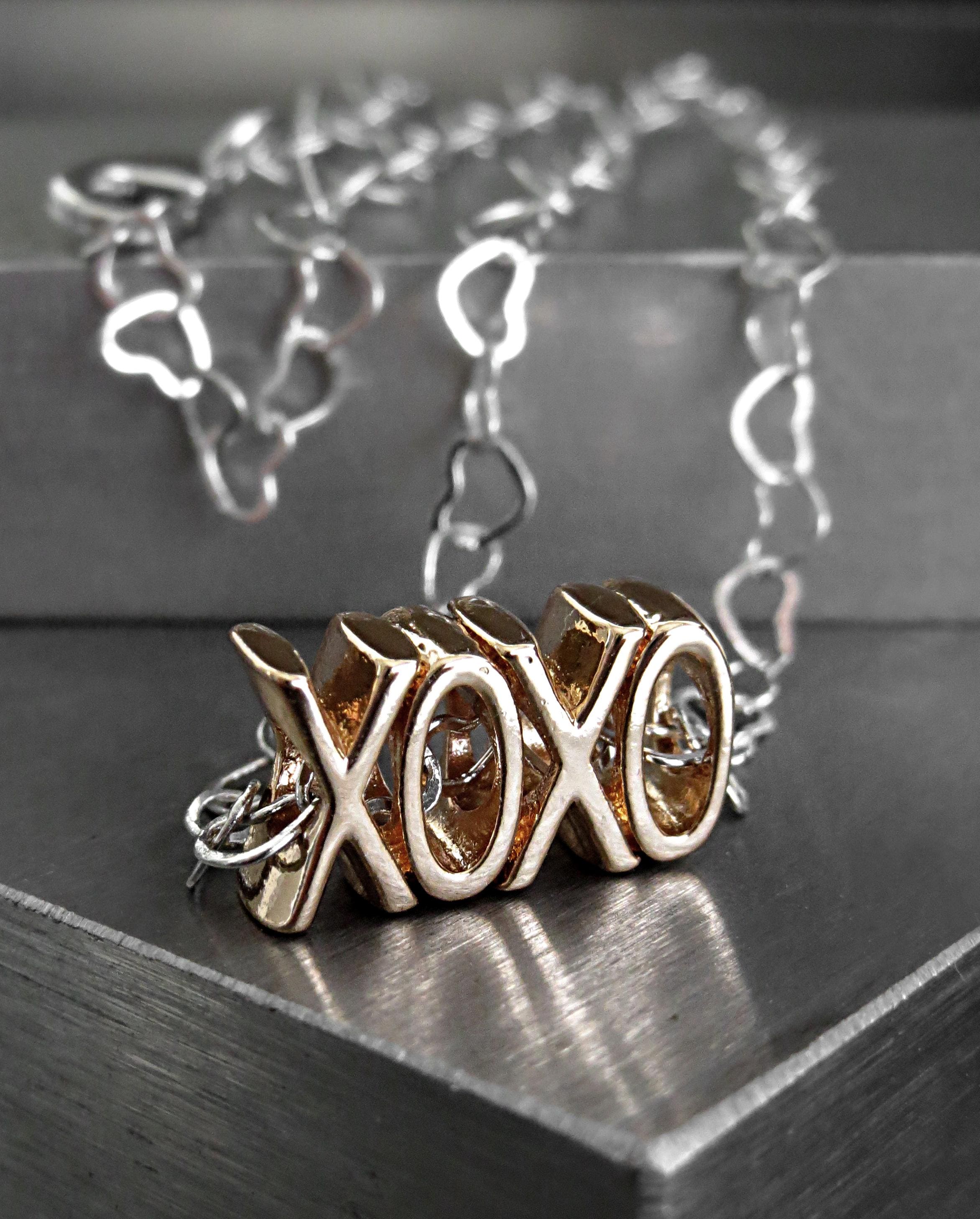 XOXO Necklace for Valentine's Day, Hugs and Kisses Pendant Necklace, Heart Chain Necklace, Valentine's Day Gift for Girlfriend, Wife, Teen